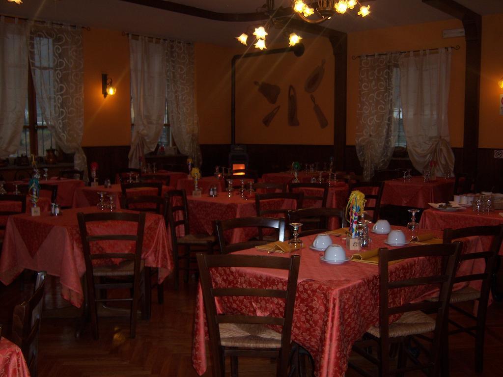 Nuovo Hotel Tripoli Settimo Vittone Exteriér fotografie